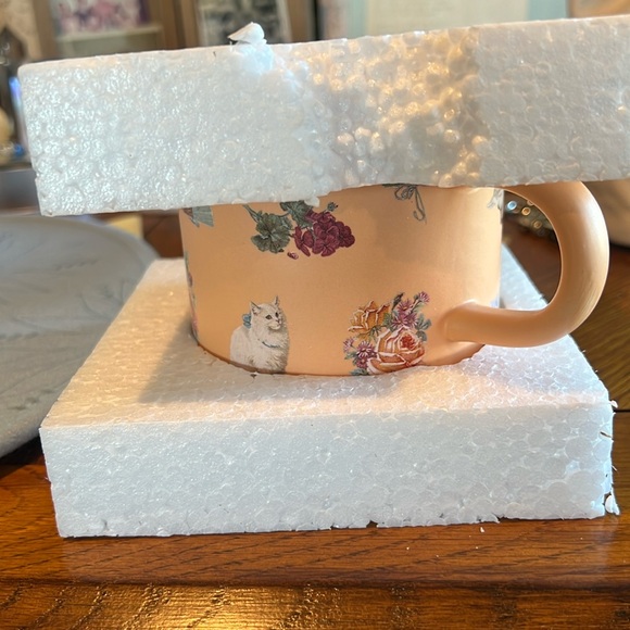 LAST ONE🌷! Urban Outfitters Hidden Icon Flower Mug NEW! - Picture 13 of 13